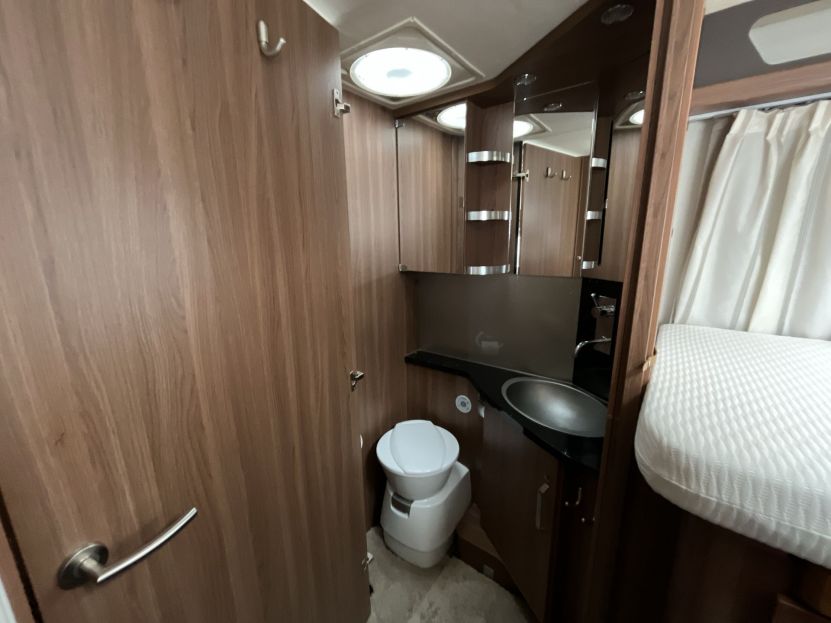 Knaus Sky I Plus 700 LEG