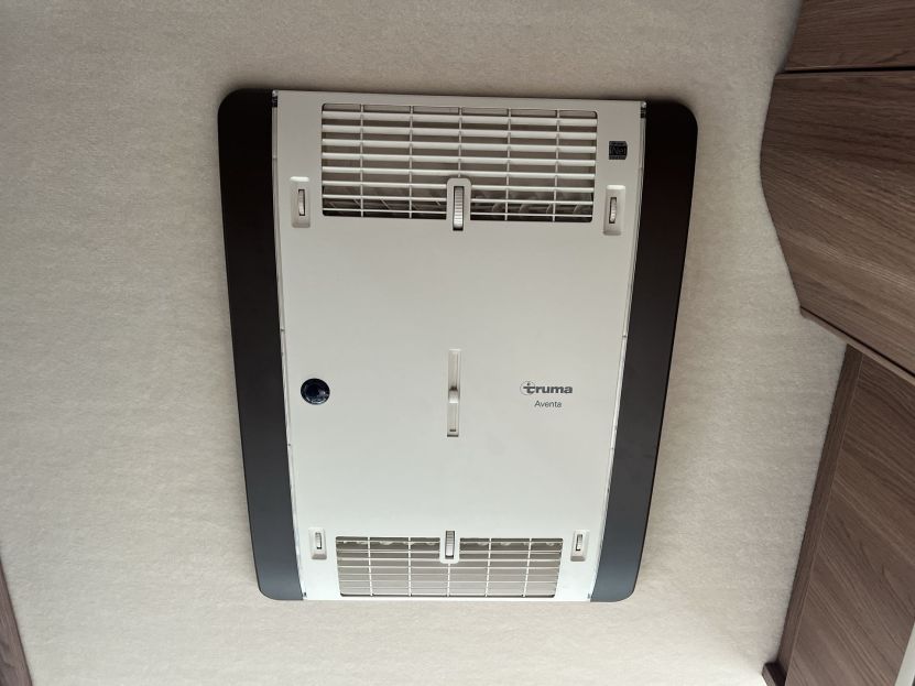 Knaus Sky I Plus 700 LEG