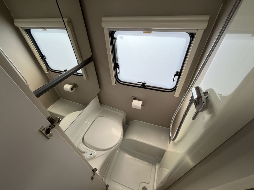 Adria Adora 542 UL