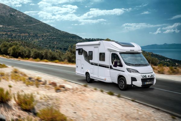 Knaus L!VE WAVE 650 MEG Platinum Selection