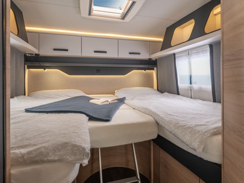 Knaus L!VE WAVE 650 MEG Platinum Selection