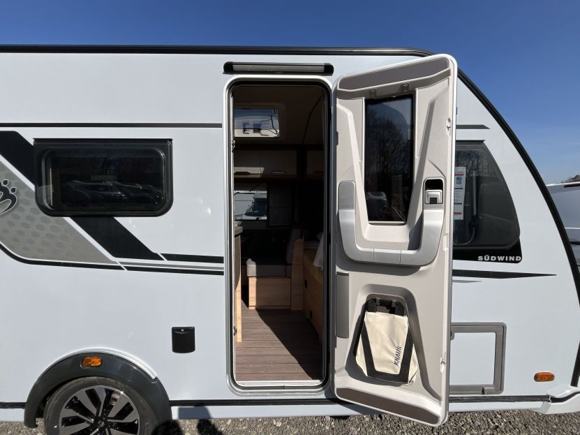 Knaus Südwind 500 QDK BLACK SELECTION