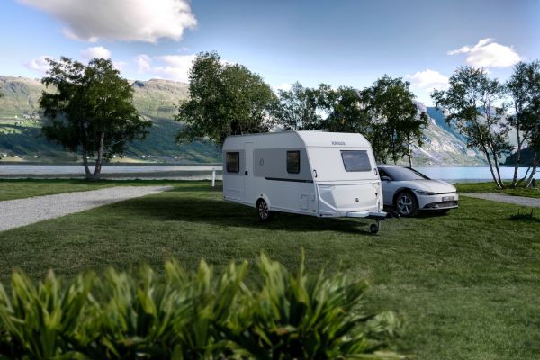 Knaus Sport 450 FU