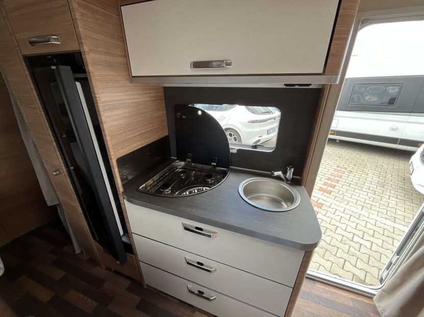 Weinsberg CaraOne 500 FDK (43)