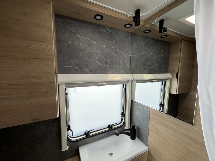 WEINSBERG CARAONE 480 EU (39)