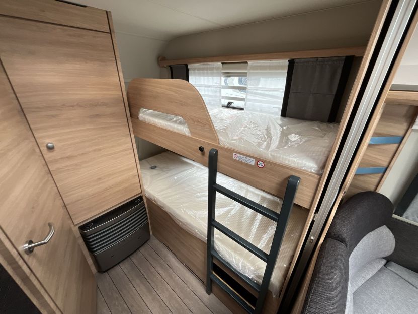 Knaus Südwind 580 QS BLACK SELECTION (31)