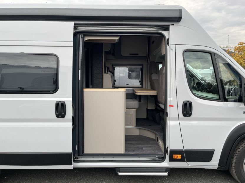 Weinsberg CaraBus GREY 630 MEG Edition FIRE (23)