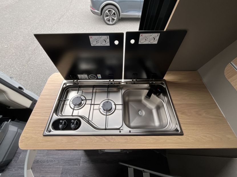 Weinsberg CaraBus GREY 630 MEG Edition FIRE (23)