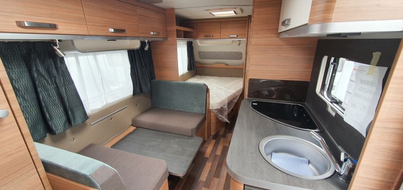 obytný přívěs Weinsberg CaraOne 500 FDK