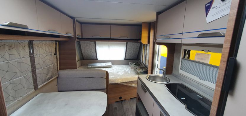 Knaus Sport 500 KD interiér