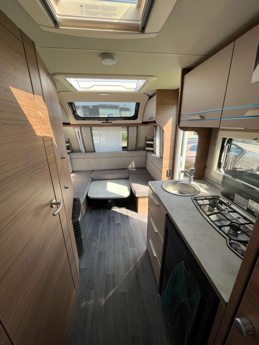 Knaus Sport 540 UE interiér