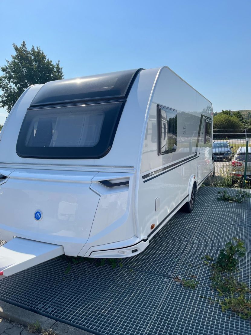 Karavan centrum Hykro Knaus