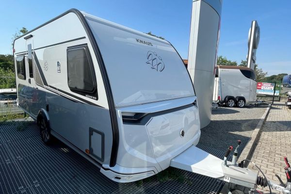 Knaus Südwind 450 FU edice 60 years