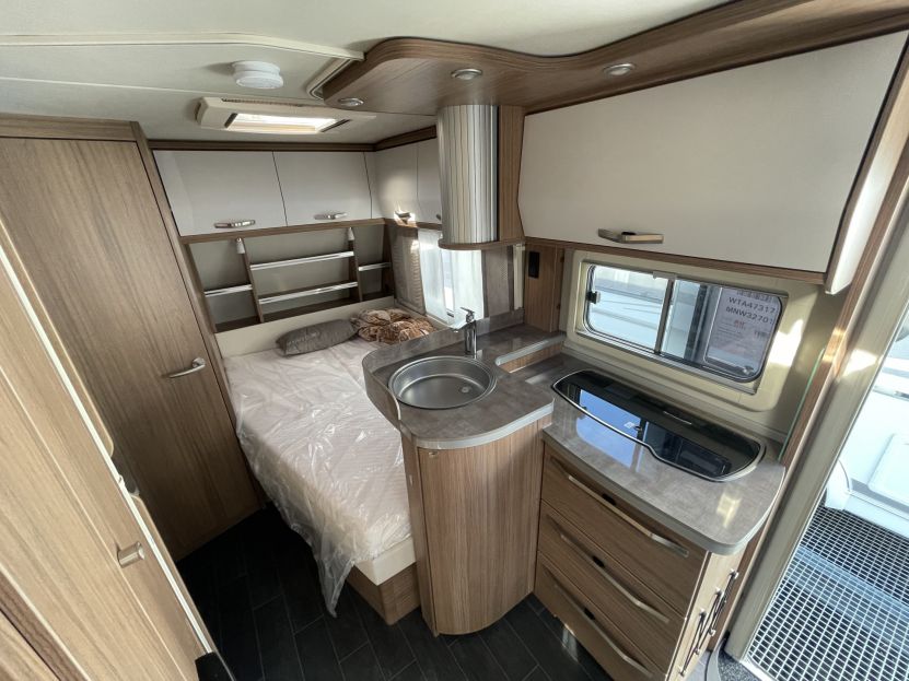 Tabbert Rossini 450 TD Finest Edition interiér