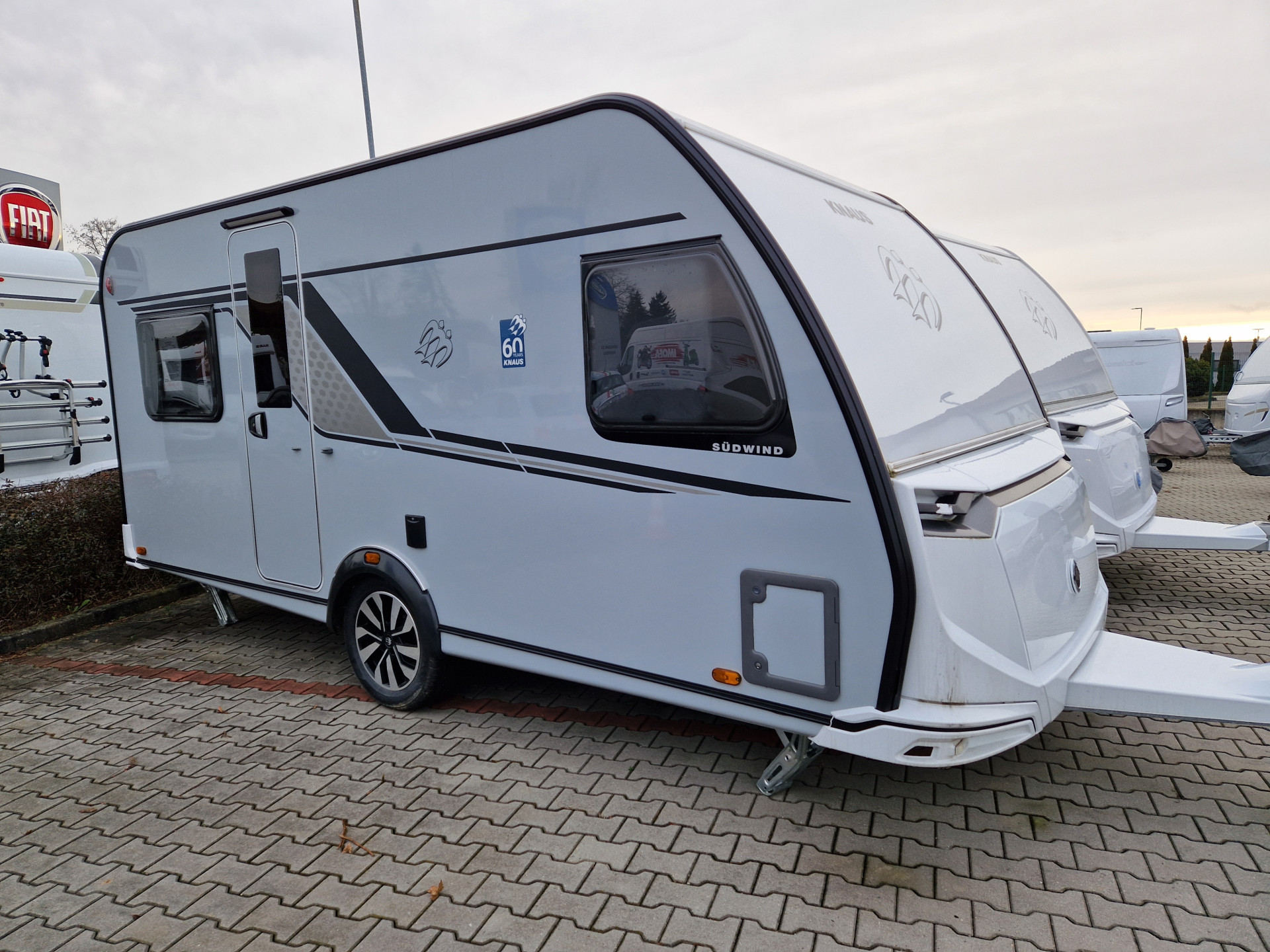 Knaus Südwind 450 FU "60 years Edition"