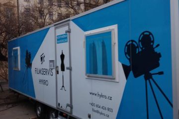 kostýmní přívěs exterier